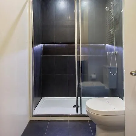 408 Gale Center Wi-fi, Estacionamento